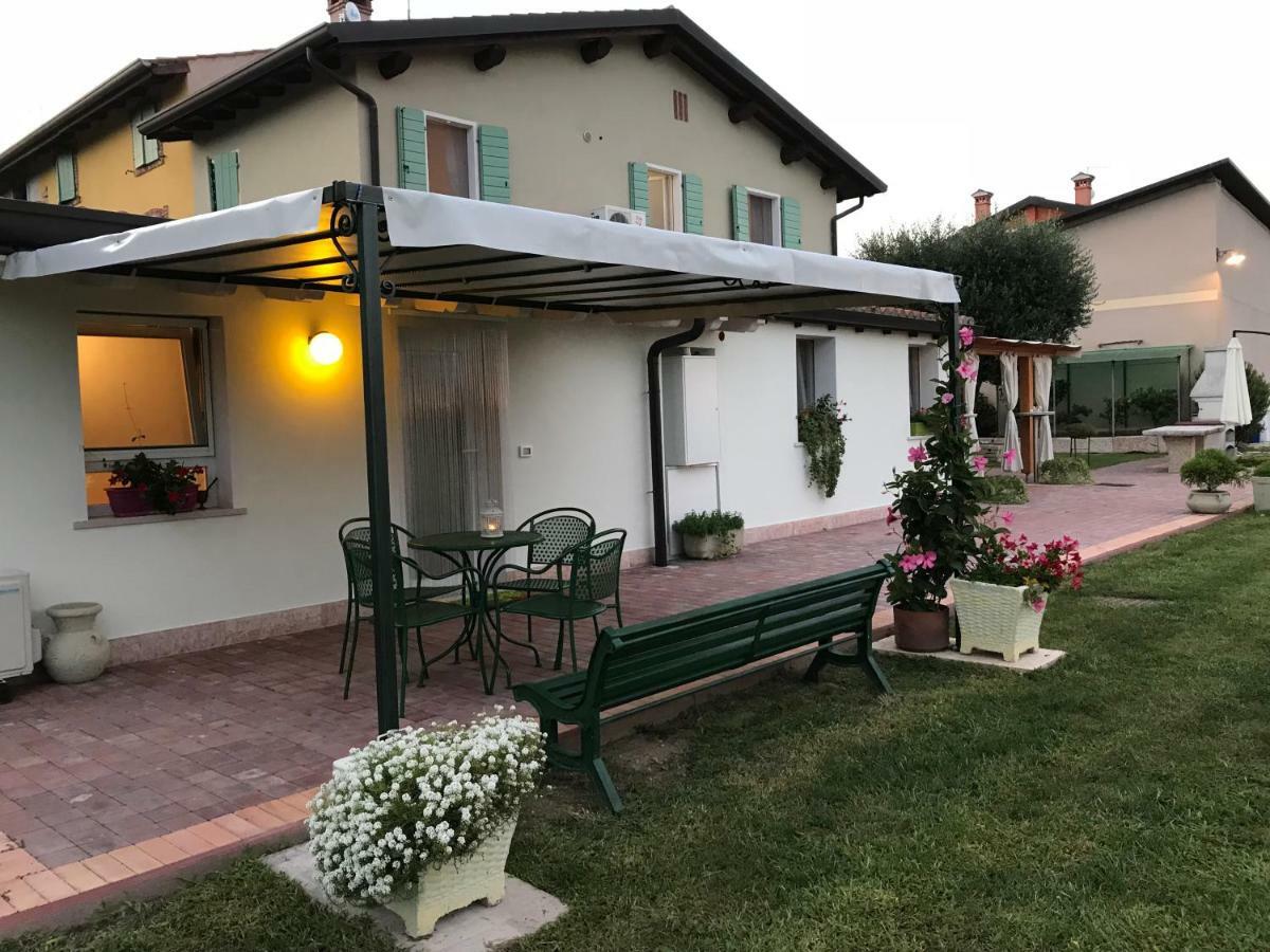 Appartamento Casa Vacanze Corte Ara Decima Sona Esterno foto