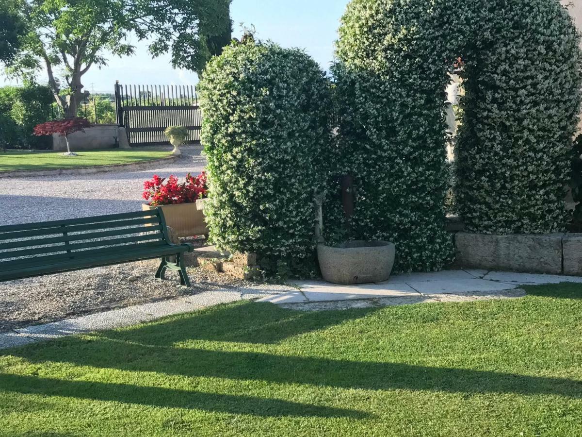 Appartamento Casa Vacanze Corte Ara Decima Sona Esterno foto